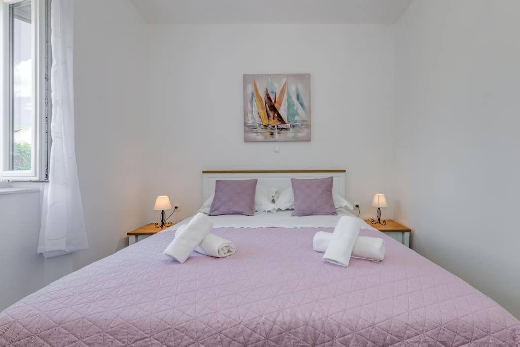 New Place In Old Town Of Trogir, Parking Apartment Trogir